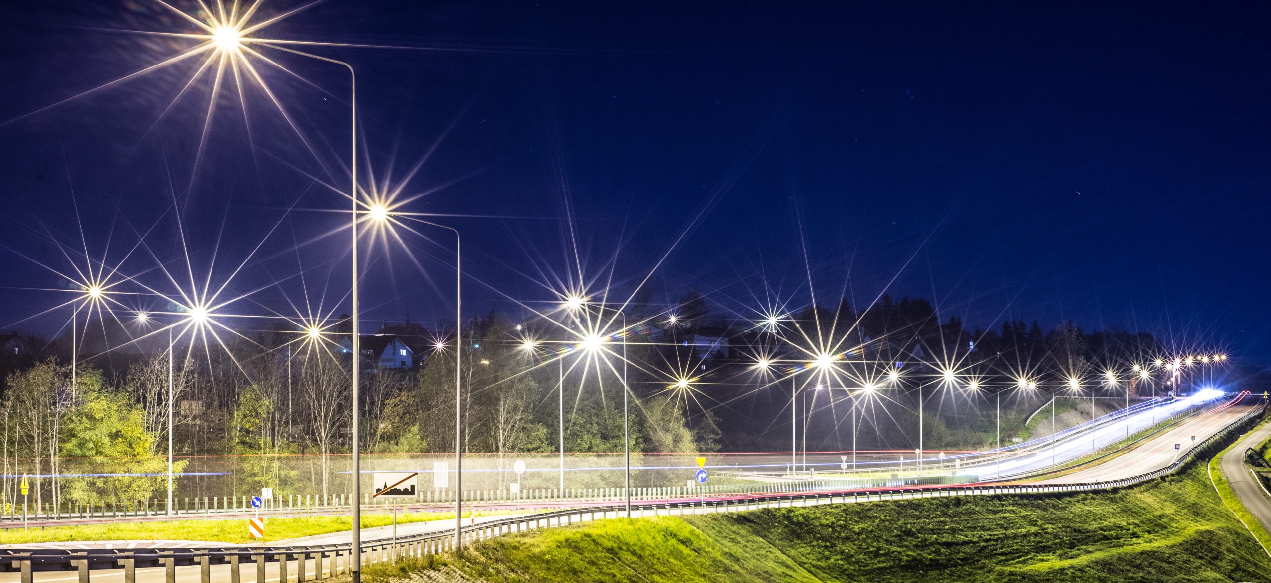 Enhanced connectivity: OPTOTRONIC DEXAL G2 for outdoor lighting